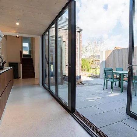 Altes Notariat Hausteil 2 *