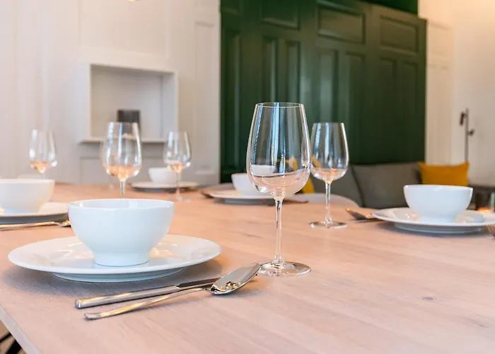 Altes Notariat Hausteil 2 *